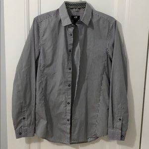 Men’s casual shirts